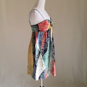 BCBGMaxAzria Dresses - BCBGMAXAZRIA 100% Silk Multi Color Dress Small BCBGMaxAzria Dresses - BCBGMAXAZRIA 100% Silk Multi Color Dress Small